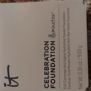 IT Cosmetics Celebration Foundation Illumination